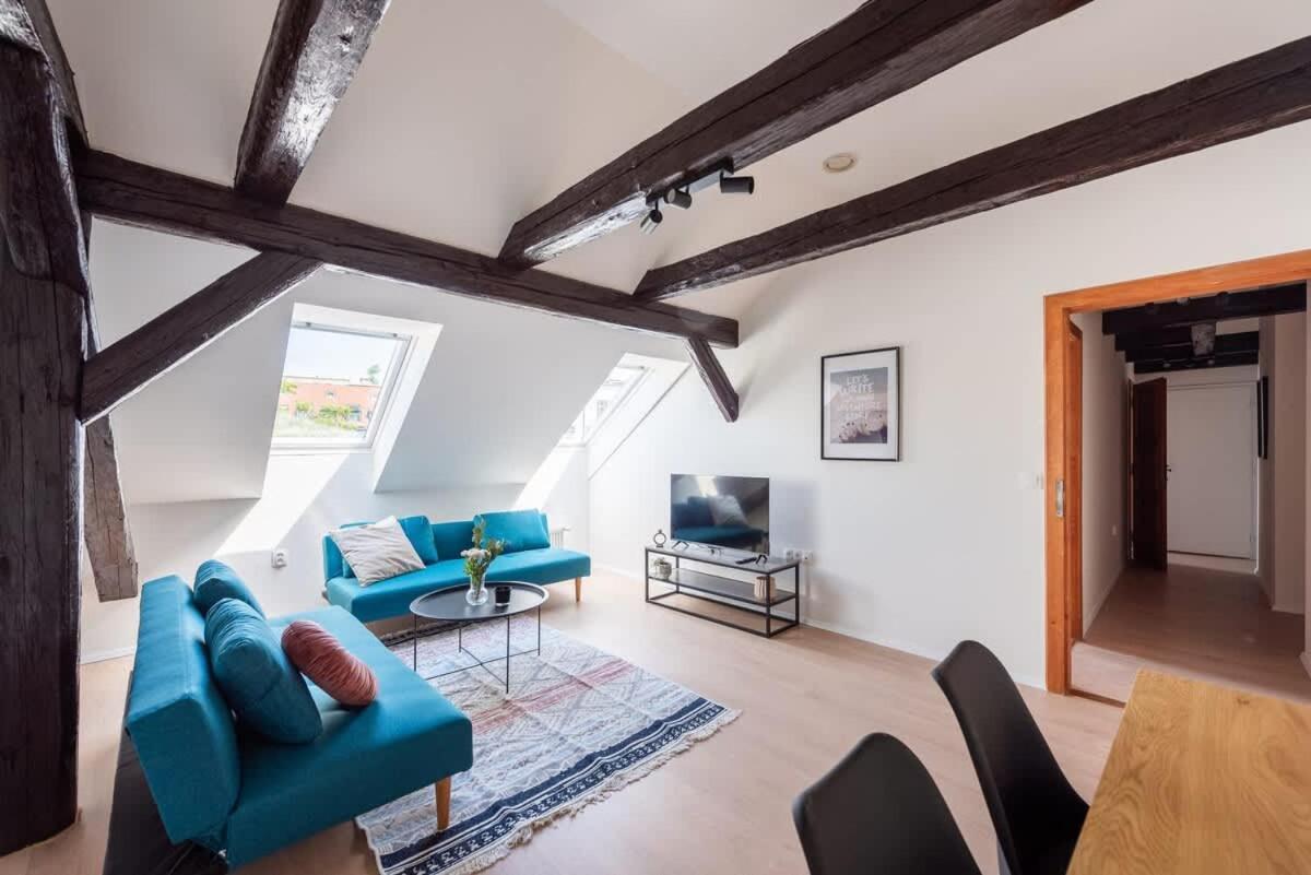 Zesty Family Friendly Elevator Access Old Town * Praga